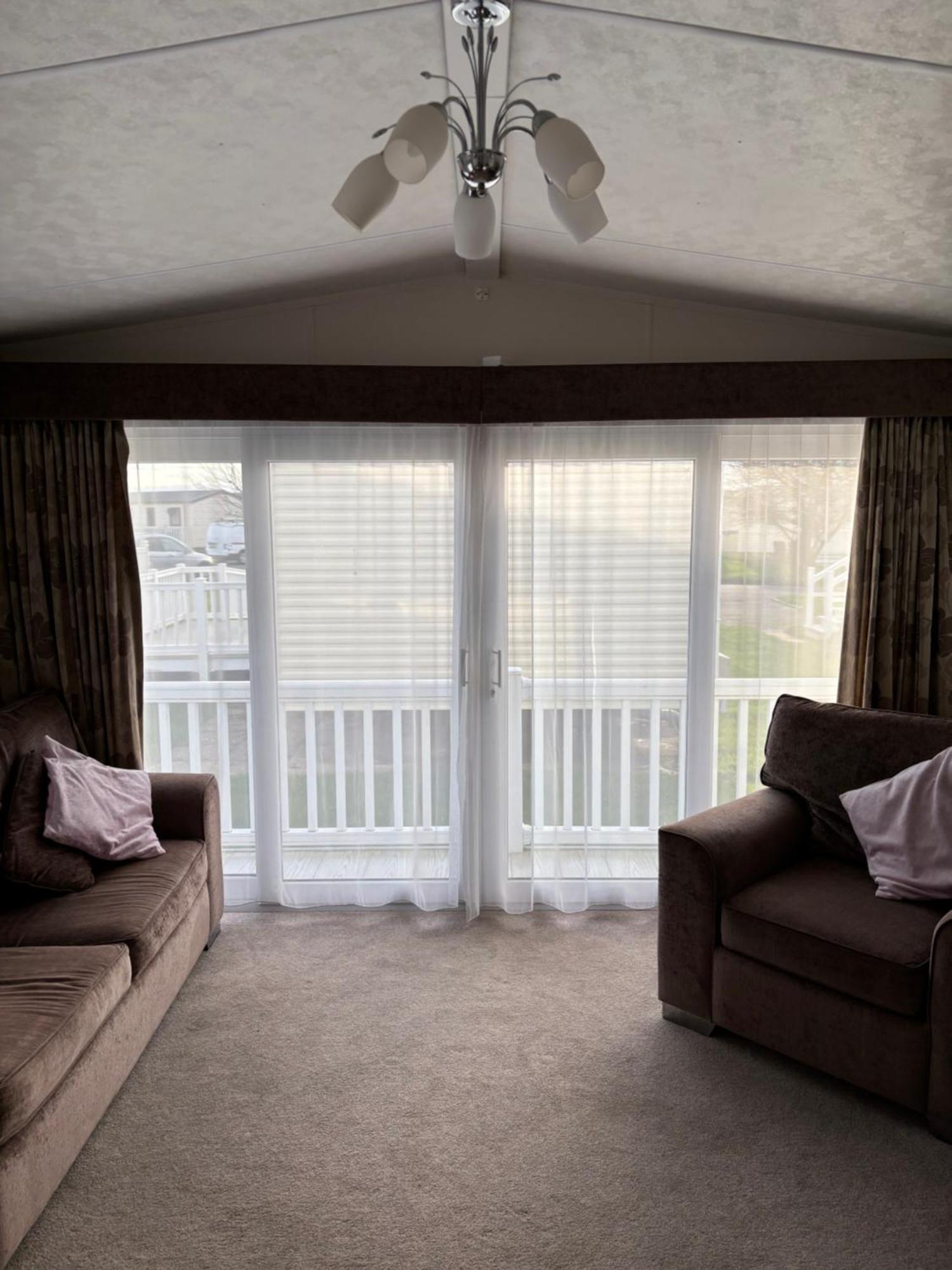 Butterfly Lane Holidays At Marine, Rhyl Exterior photo