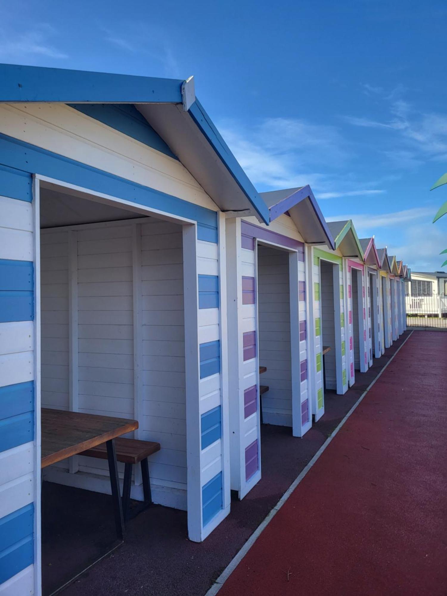 Butterfly Lane Holidays At Marine, Rhyl Exterior photo